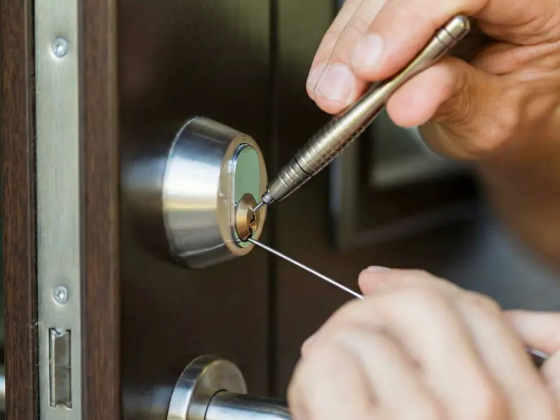 Instalação de fechadura eletrônica em Limeira